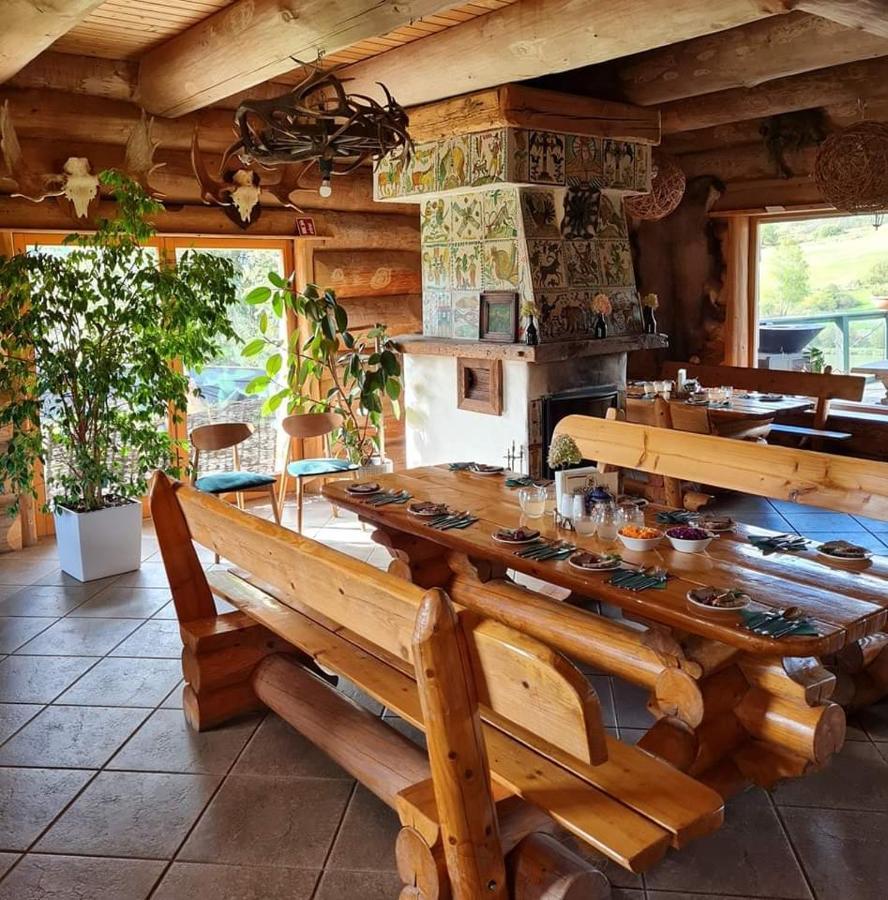 Wilcza Jama - Domki Z Bali Lutowiska Dış mekan fotoğraf