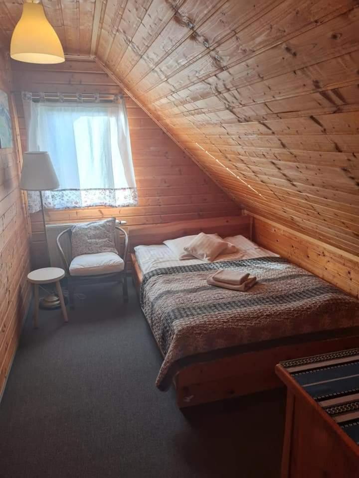 Wilcza Jama - Domki Z Bali Lutowiska Oda fotoğraf